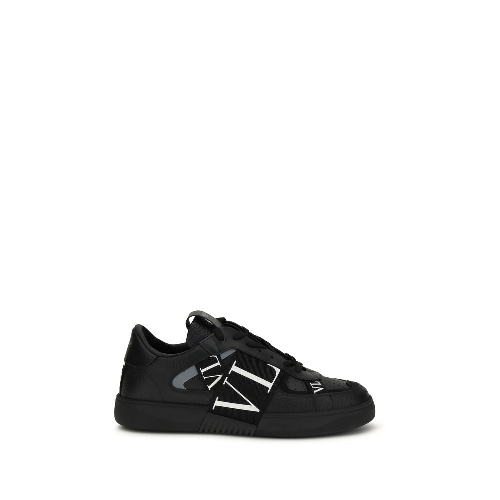 VL7N Low-Top Sneakers in Black Calf Suede